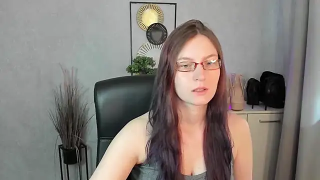 emmaxDelight online show from 23, 7, 2026