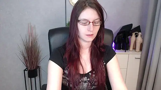 emmaxDelight online show from 12, 1, 2026