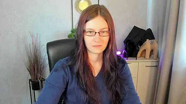 emmaxDelight online show from 14, 7, 2026