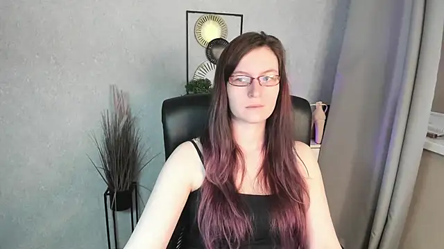Snapshot of emmaxDelight chatting on 2, 5, 2026 emmaxDelight online show from 2, 5, 2026