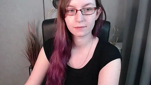emmaxDelight online show from 22, 1, 2025