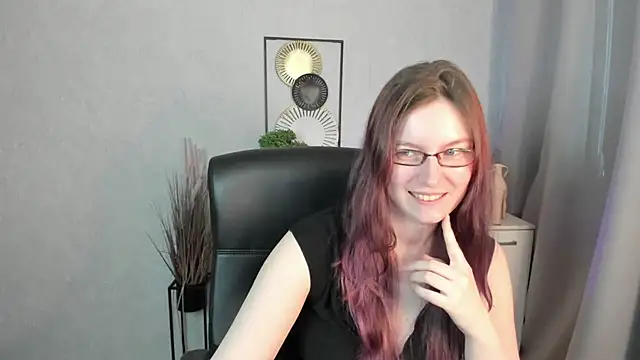 emmaxDelight online show from 9, 4, 2026