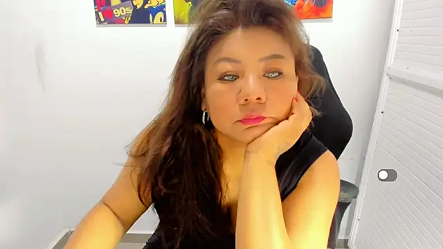 Snapshot of victoria_love89 chatting on 9, 9, 2025 victoria love89 online show from 9, 9, 2025