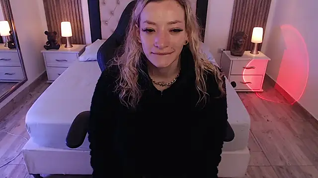 zoe jones13 online show from 29, 10, 2025