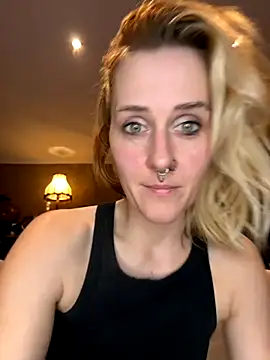 JoleneFuego online show from 25, 10, 2025