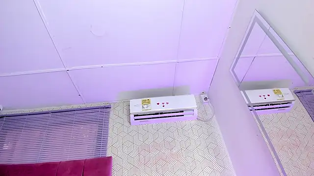 Snapshot of quianna_ chatting on 18, 2, 2025 quianna online show from 18, 2, 2025