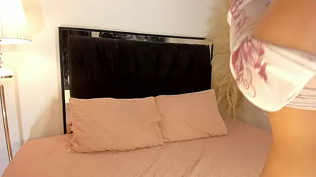 lilithTeen1  online show from 5, 5, 2026
