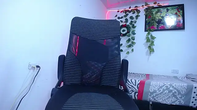 liamdaddystoy  online show from 30, 1, 2025
