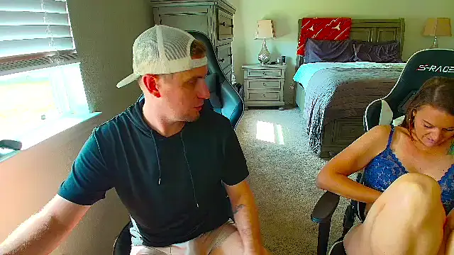 YourAvgNeighbors online show from 15, 3, 2026