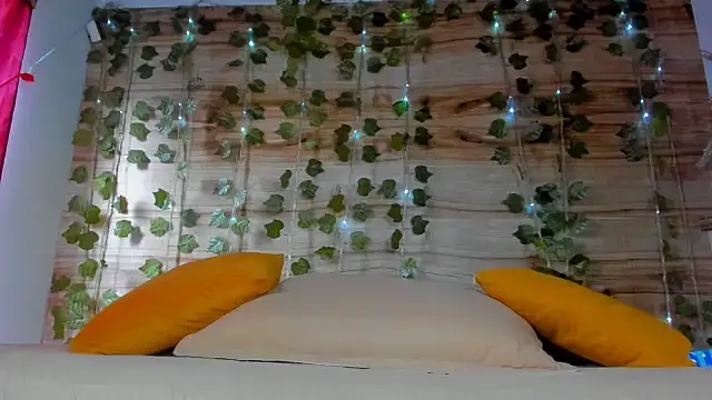 Chloe lauren online show from 29, 12, 2024