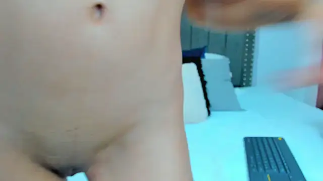 Chloe lauren online show from 6, 3, 2025