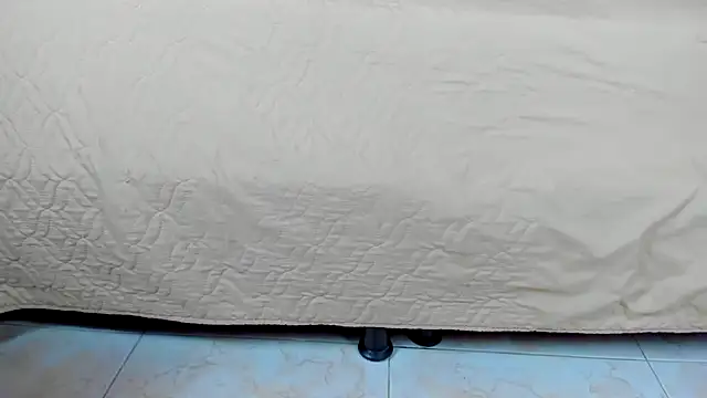 Chloe lauren online show from 12, 1, 2025