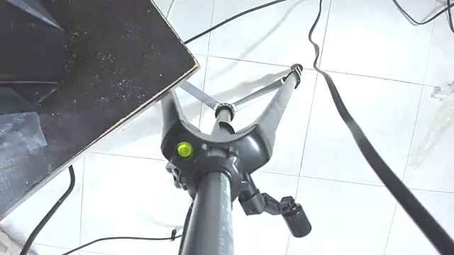 Chloe lauren online show from 28, 1, 2025