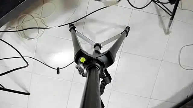 Chloe lauren online show from 5, 3, 2025