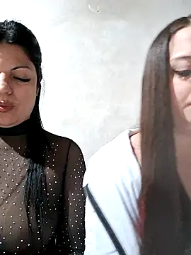 Snapshot of Paulitta- chatting on 6, 7, 2026 Paulitta- online show from 6, 7, 2026