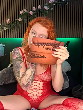 alt cutie online show from 6, 11, 2025