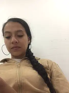 loren3124 online show from 10, 12, 2024