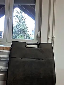 allinqueen online show from 17, 10, 2025