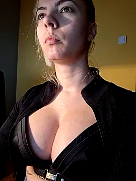 allinqueen online show from 26, 3, 2026