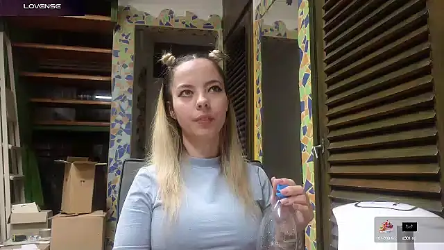 allinqueen online show from 18, 3, 2025