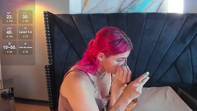 NIKI SANTANA online show from 26, 9, 2025