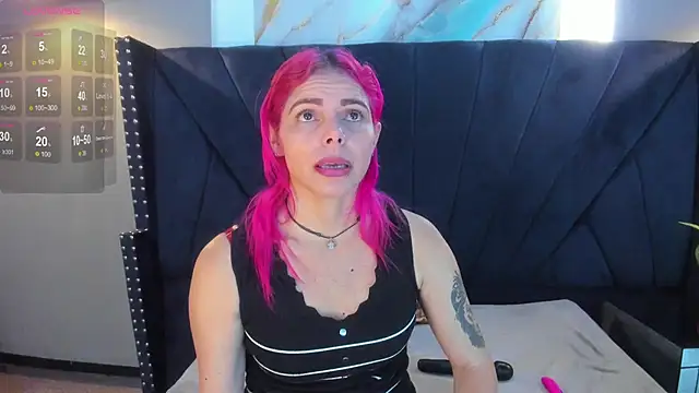 NIKI SANTANA online show from 9, 9, 2025