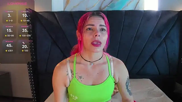 NIKI SANTANA online show from 2, 10, 2025