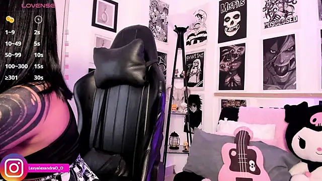 Lexyjoycce online show from 25, 11, 2025