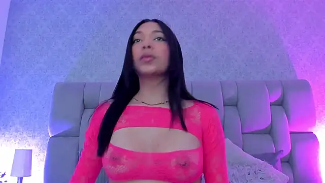 KarolRojas  online show from 7, 3, 2025