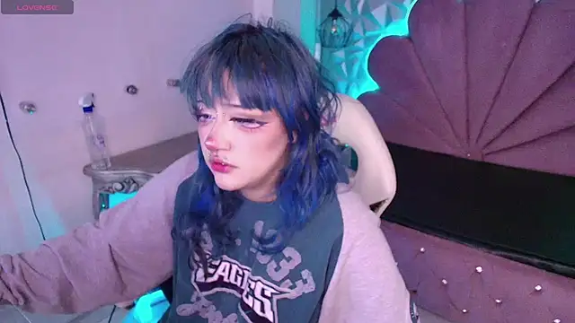 toky doll online show from 10, 10, 2025