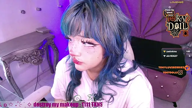 toky doll online show from 21, 10, 2025