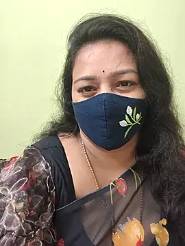 neelu-hoty online show from 10, 5, 2026