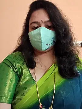 neelu-hoty online show from 1, 2, 2025
