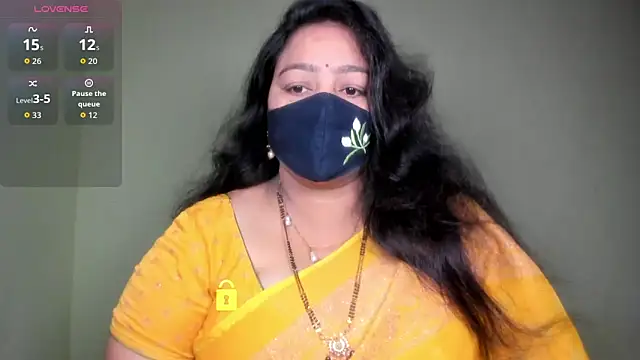 neelu-hoty online show from 2, 7, 2026