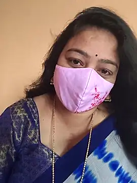 neelu-hoty online show from 26, 2, 2025