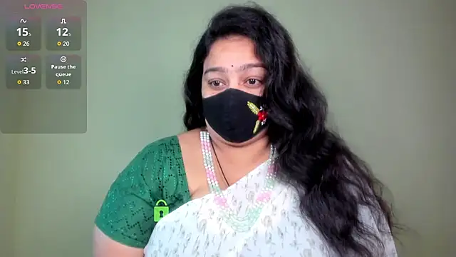 neelu-hoty online show from 19, 6, 2026