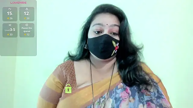 neelu-hoty online show from 6, 8, 2026
