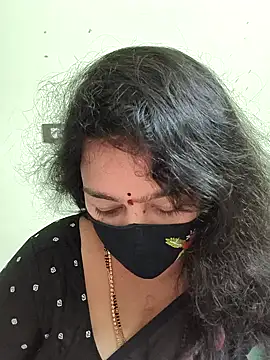 neelu-hoty online show from 6, 11, 2025