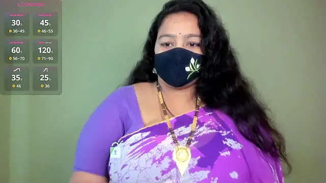 neelu-hoty online show from 17, 6, 2026