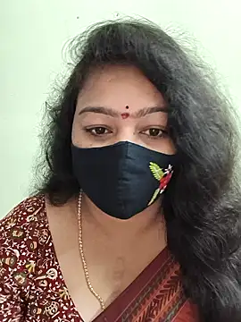 neelu-hoty online show from 3, 11, 2025