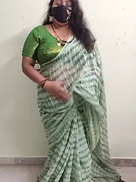 neelu-hoty online show from 5, 11, 2025