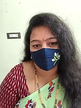 neelu-hoty online show from 19, 2, 2026