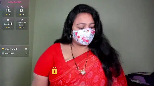 neelu-hoty online show from 2, 6, 2026
