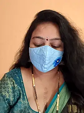 neelu-hoty online show from 2, 3, 2025