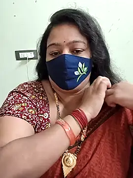 neelu-hoty online show from 6, 2, 2026