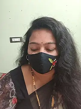 neelu-hoty online show from 1, 2, 2026