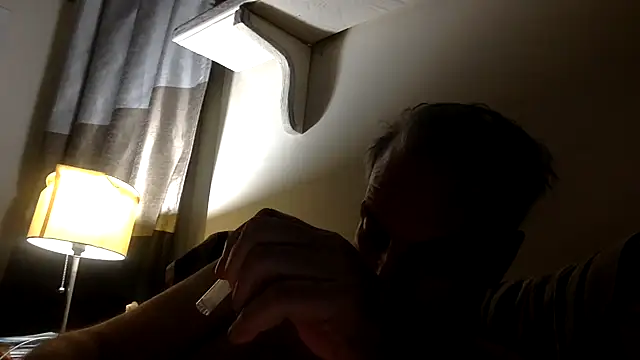 Hand69someguy online show from 10, 4, 2026