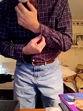 Hand69someguy online show from 4, 12, 2024