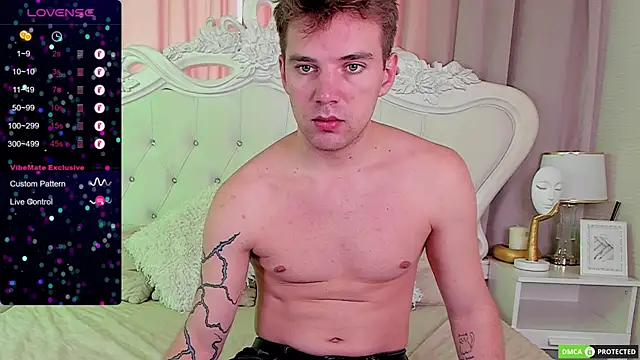 ArthurWhitee online show from 12, 9, 2025