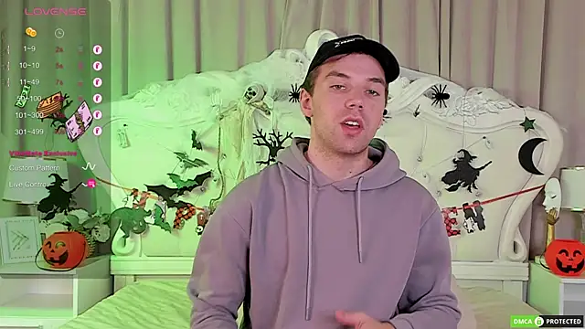 ArthurWhitee online show from 31, 10, 2025